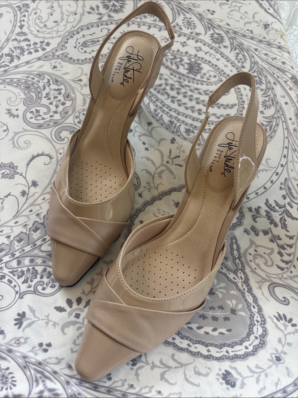 NEW LifeStride Kerra Nude Slingback 3” Heel size 7.5